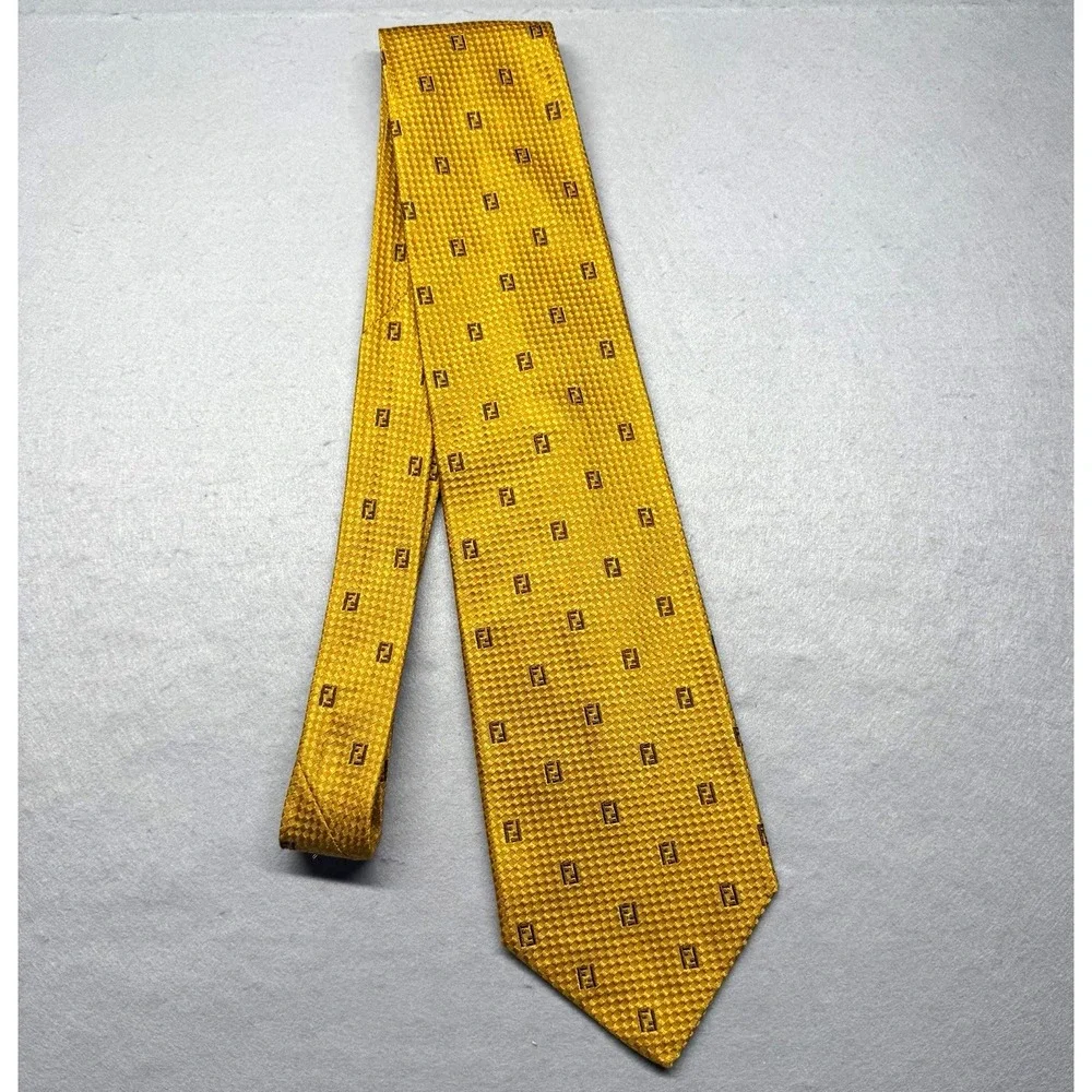 Vintage Fendi Men's Woven 100% Silk Tie Gold Geometric Pattern Logo Accent